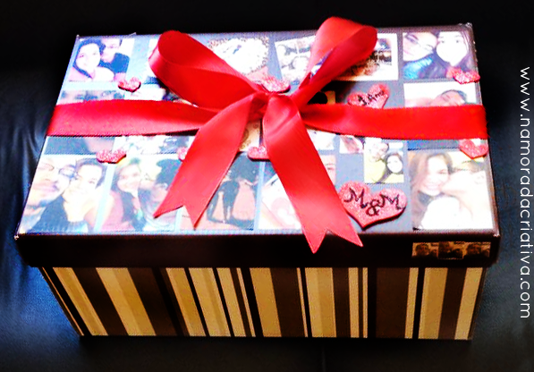 Mariana personalizou a caixa de presente com fotos do casal.