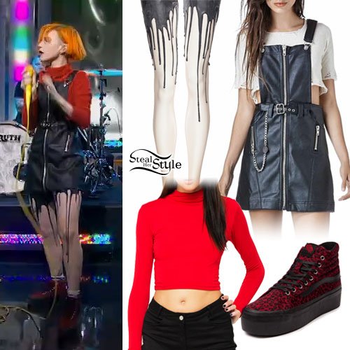 hayley-williams-leather-jumper-outfit