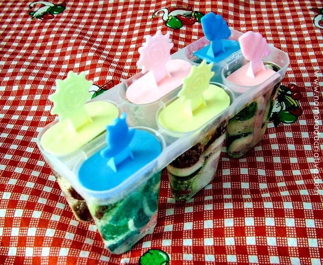 Picolé de gelatinas “Frozen”